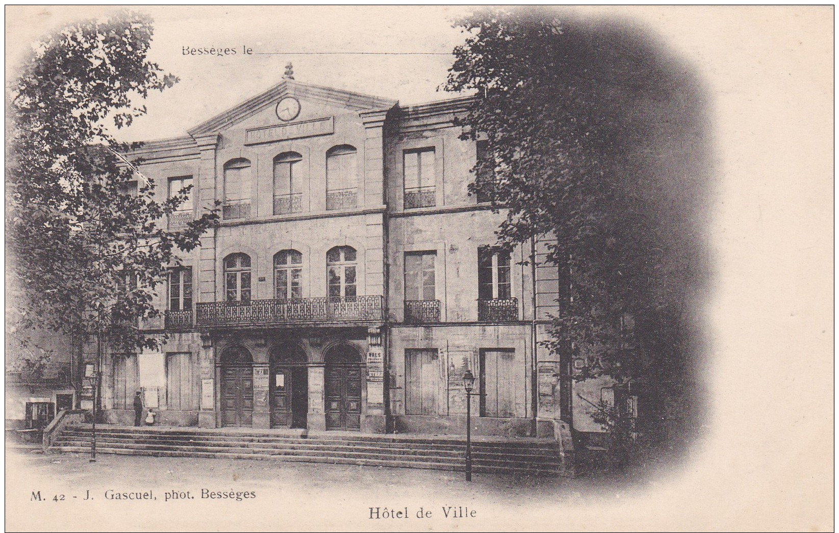 D12 - 30 - Bessèges - Gard - Hôtel De Ville - N° 42 - Bessèges