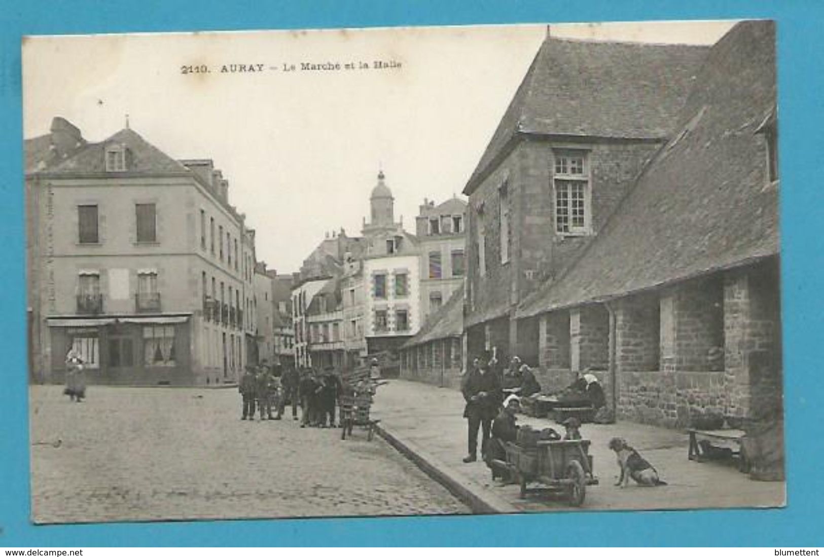 CPA 2110 - Marchands Ambulants Le Marché Et La Halle AURAY 56 - Auray