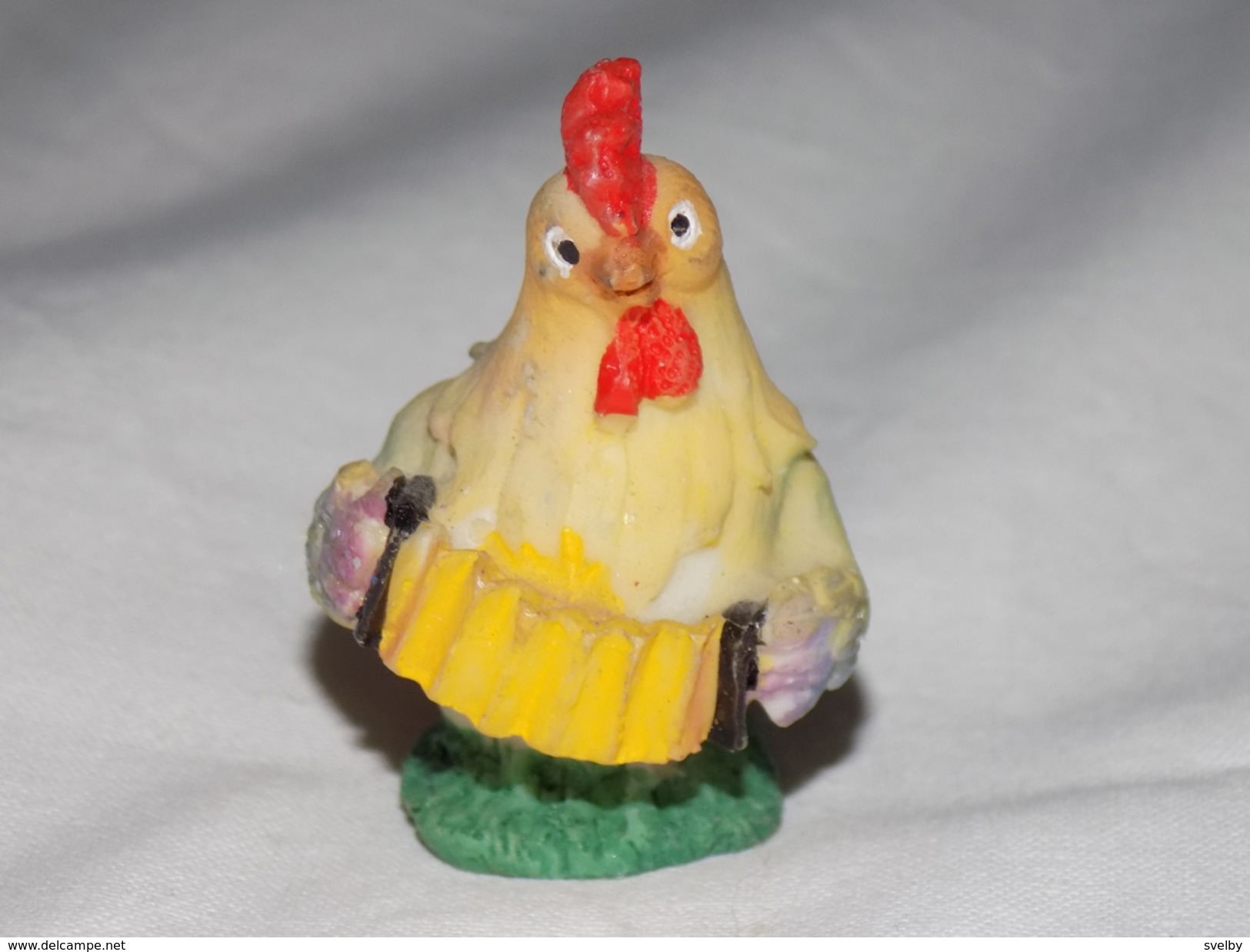 Russian Vintage Statuette Chicken - Birds - Chicken