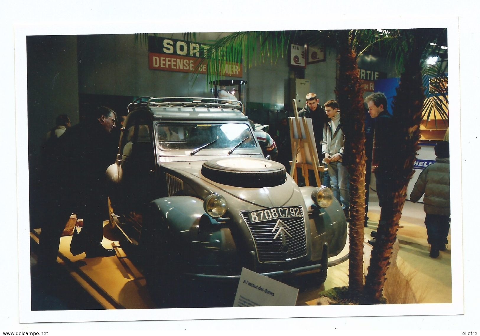 Photographie Originale Salon Rétro Mobile Paris Porte De Versailles VOITURE DE COLLECTION 2 CV 2004 - Automobiles