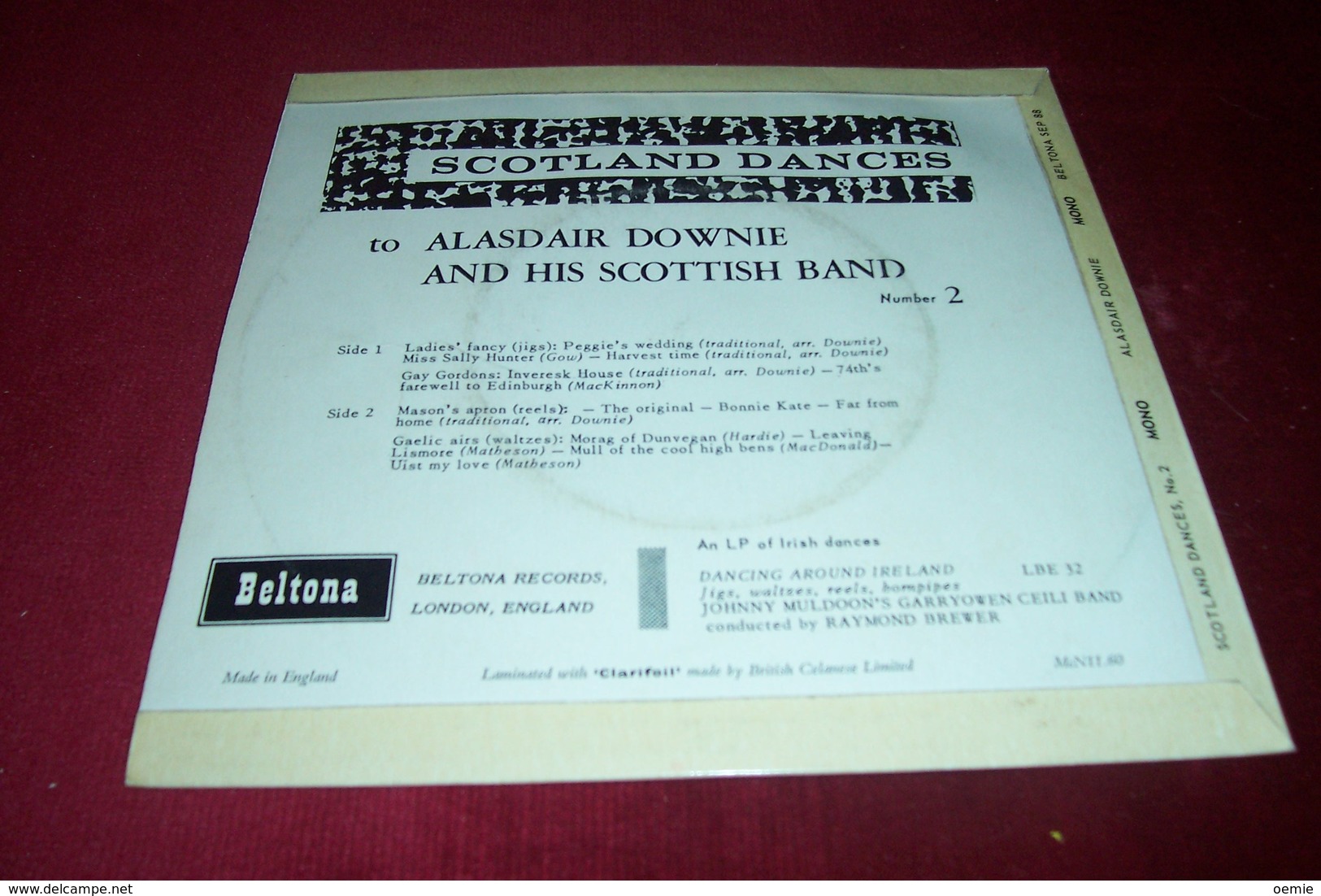 SCOTLAND DANCES  / ALASDAIR DOWNIE  / AND HIS SCOTTISH  BAND - Wereldmuziek