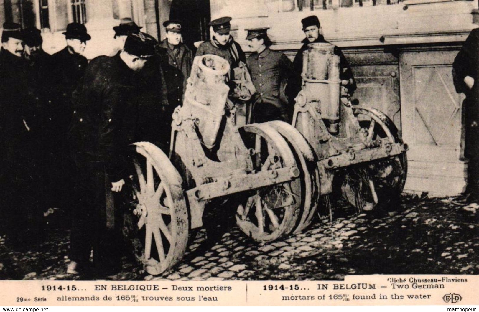 CPA MILITARIA - EN BELGIQUE 1914-15 DEUX MORTIERS ALLEMANDS DE 165 MM TROUVES SOUS L'EAU - Weltkrieg 1914-18