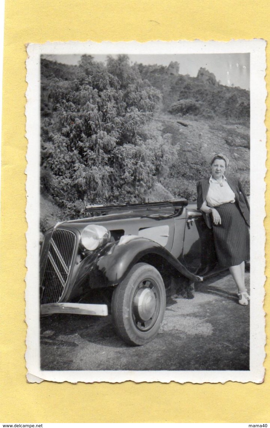 PHOTO DE 1942  - VOITURE CITROEN TRACTION CABRIOLET - Automobiles