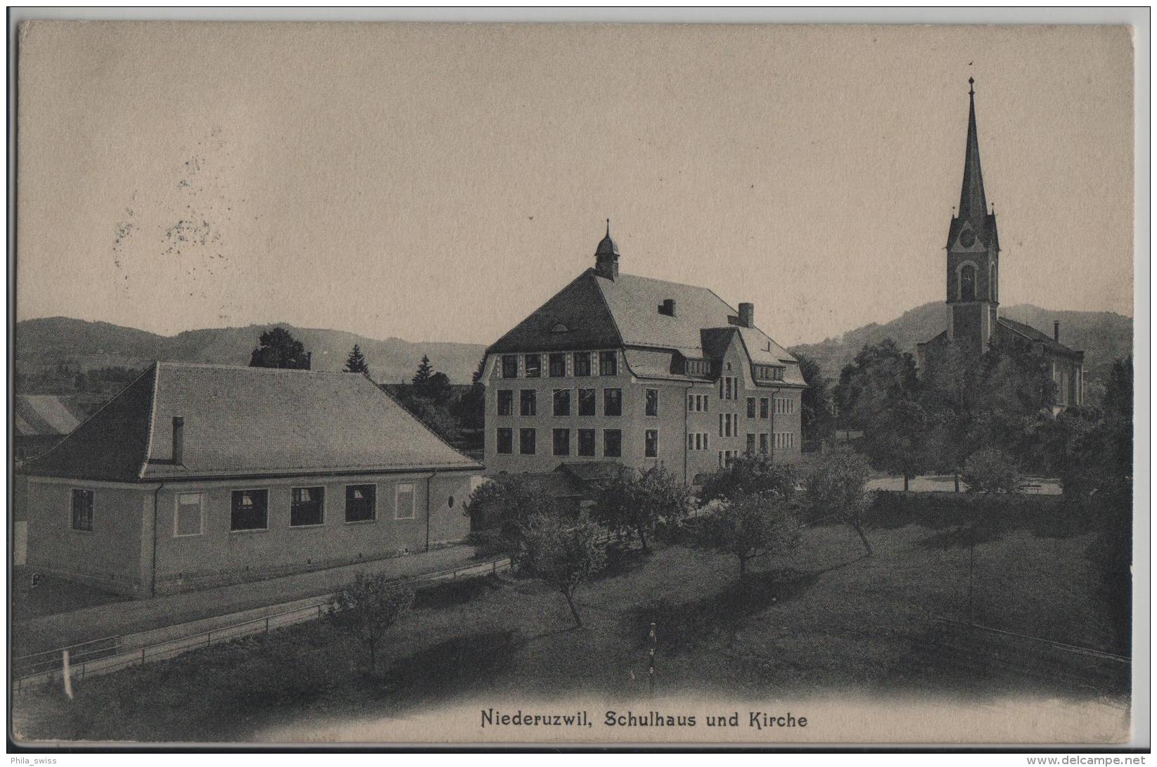 Niederuzwil Nieder-Uzwil - Schulhaus Und Kirche - Photo: Carl Künzli No. 4161 - Uzwil