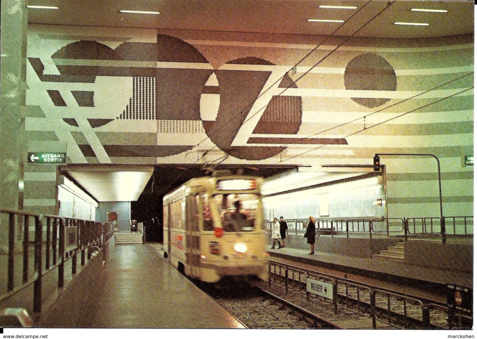 Bruxelles (1000) : Métro De Bruxelles, En Version Prémétro - Ligne 5, Station Diamant. CPSM. - Vervoer (ondergronds)