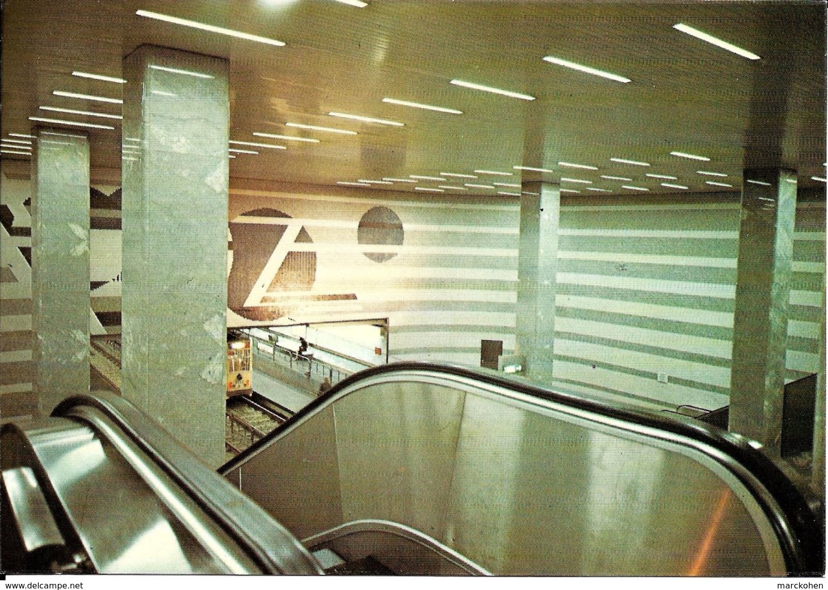 Bruxelles (1000) : Métro De Bruxelles, En Version Prémétro - Ligne 5, Station Diamant. CPSM. - Nahverkehr, Unterirdisch