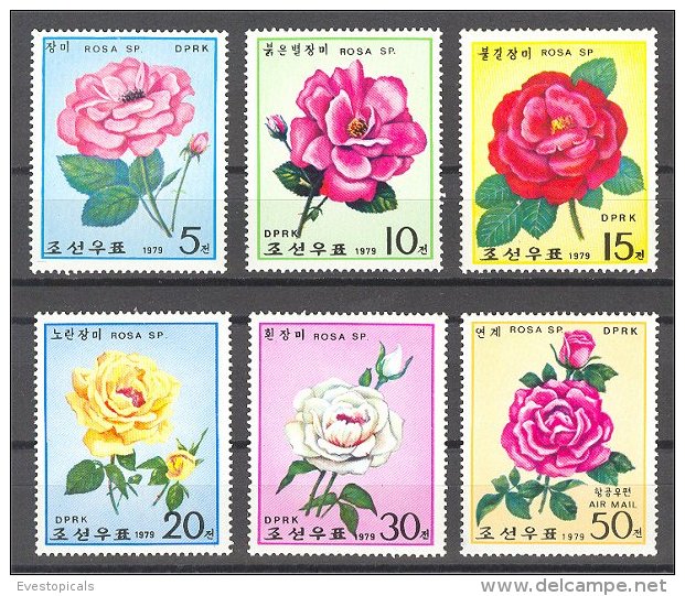 NORTH KOREA, Flowers, MINT NEVER HINGED SET 1979 **! - Scrittori