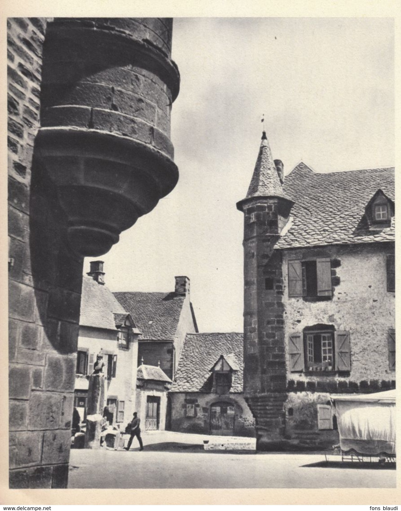 1936 - Héliogravure - Salers (Cantal) - La Place - FRANCO DE PORT - Sin Clasificación