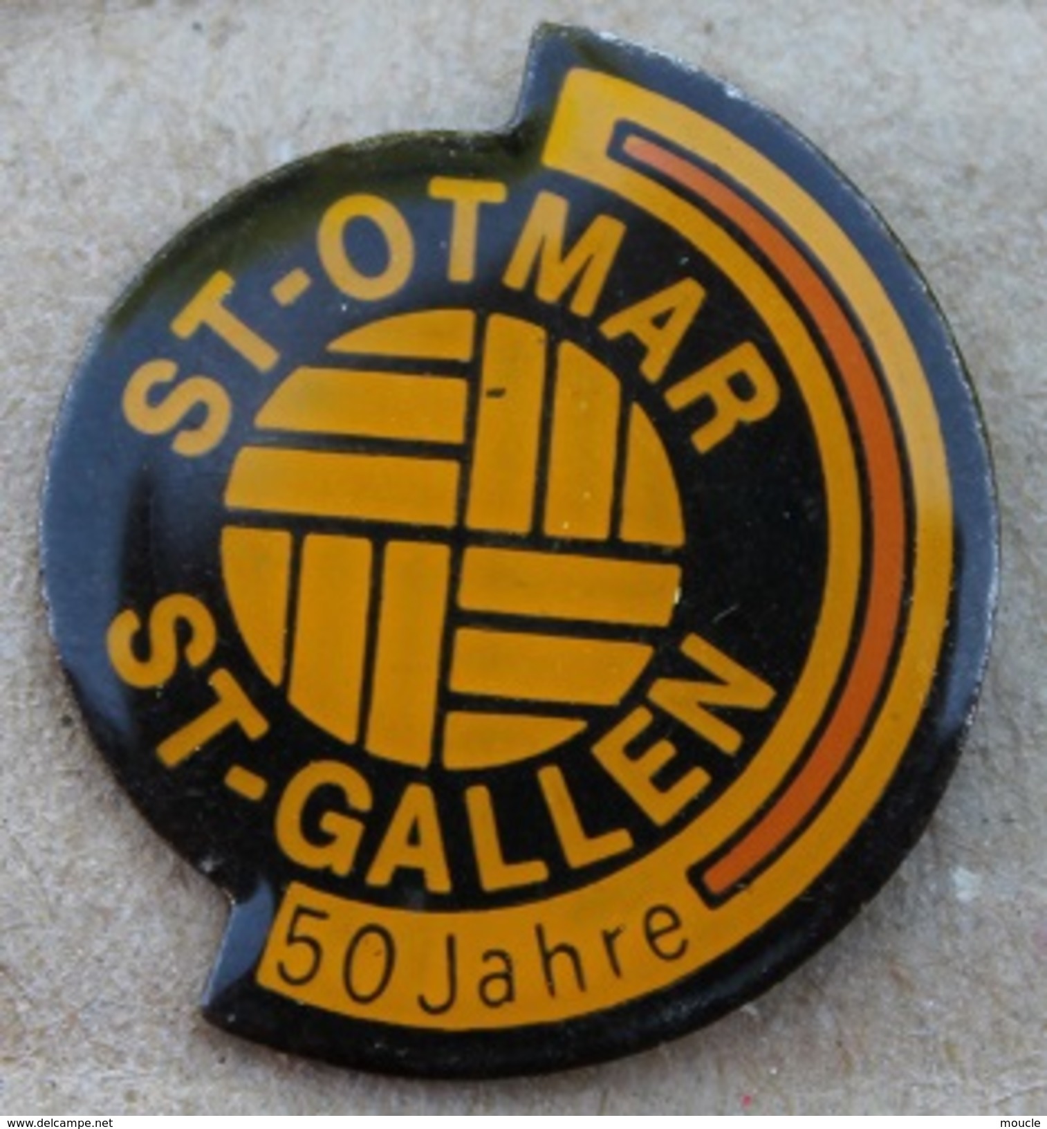 50 JAHRE ST-OMAR - ST GALLEN - HANDBALL CLUB ST OMAR - SUISSE DE SAINT GALL - 50 ANS  -    (JAUNE) - Handbal