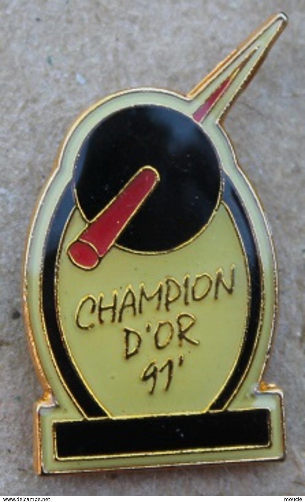 CHAMPION D'OR 91 - BILLARD - BOULE - QUEUE    -          (JAUNE) - Billiards