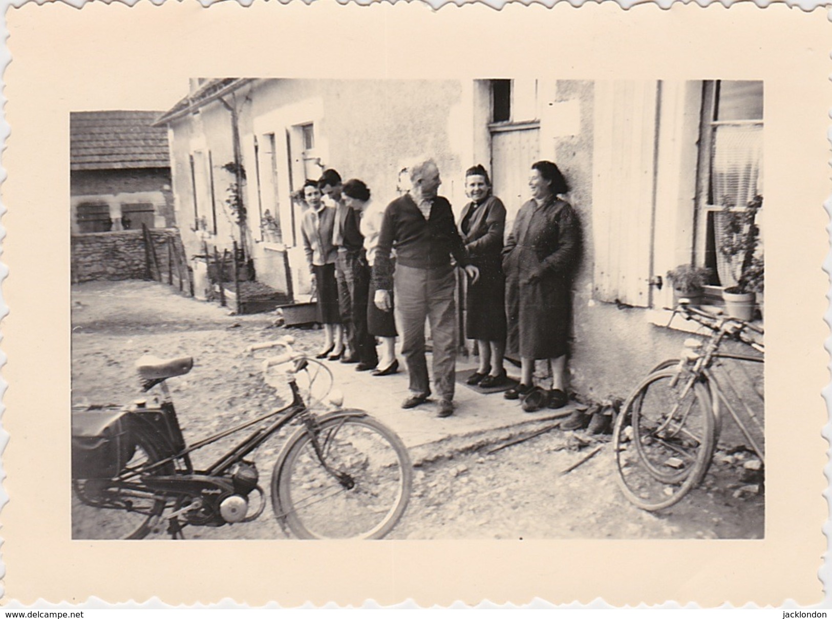 PHOTOGRAPHIE ORIGINALE - Mobylette - Guerre, Militaire