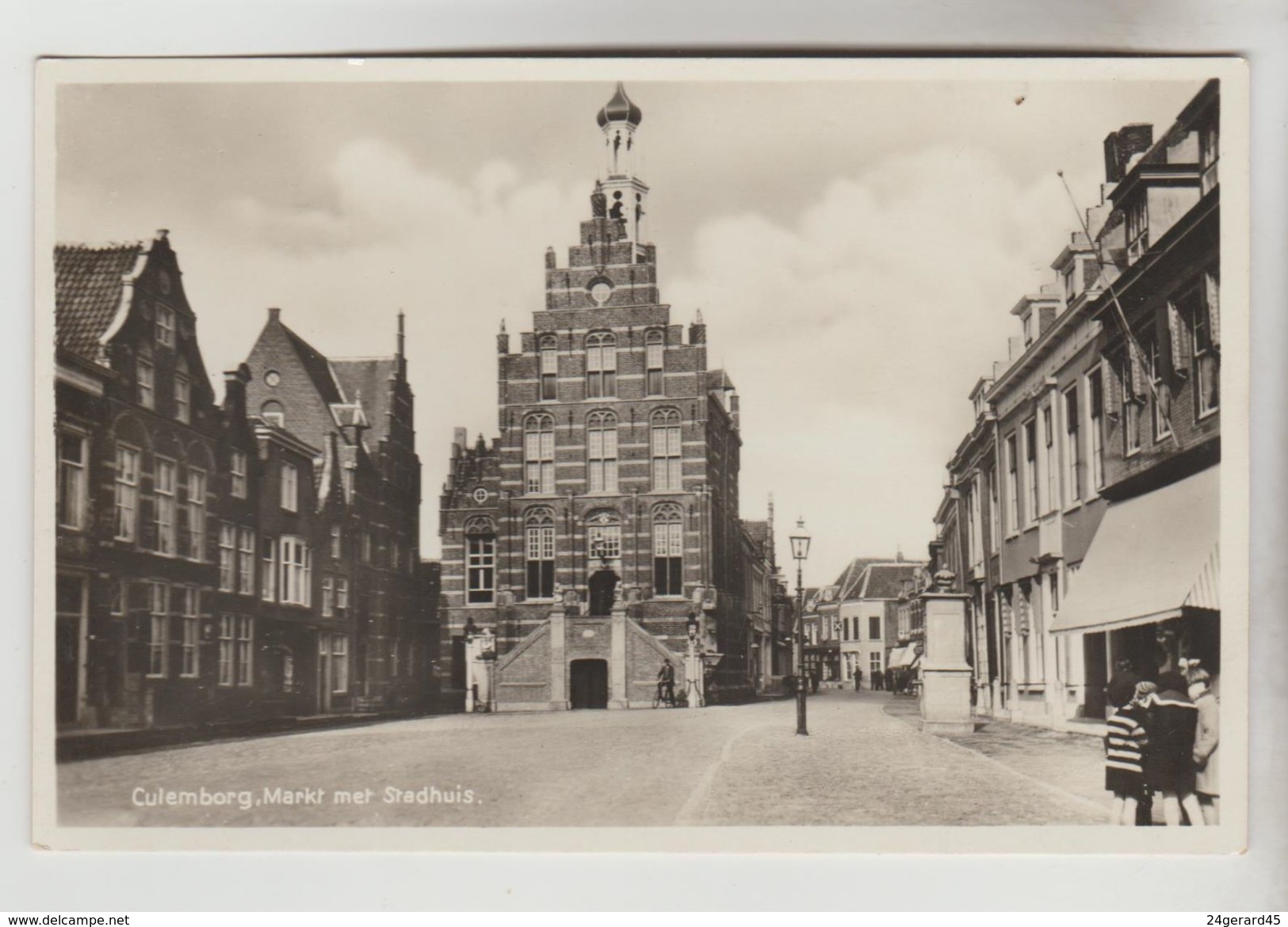 CPSM CULEMBORG (Pays Bas-Gueldre) - Matkt Stadhuis - Culemborg