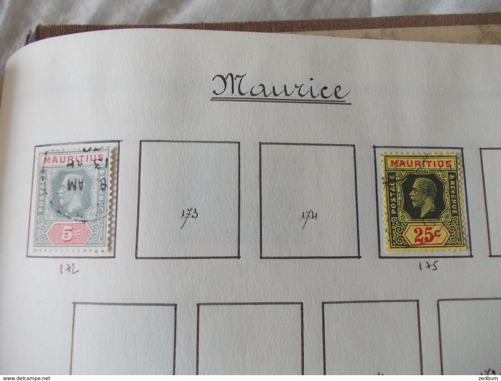 TIMBRE 1 Page Maurice 3 Timbres Valeur 34.40 Euros - Mauricio (1968-...)