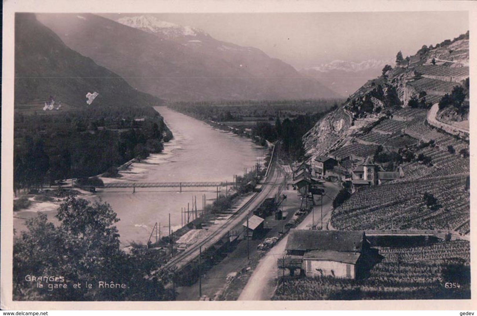 Granges VS, Chemin De Fer, La Gare Et Le Rhône (6354) - Granges