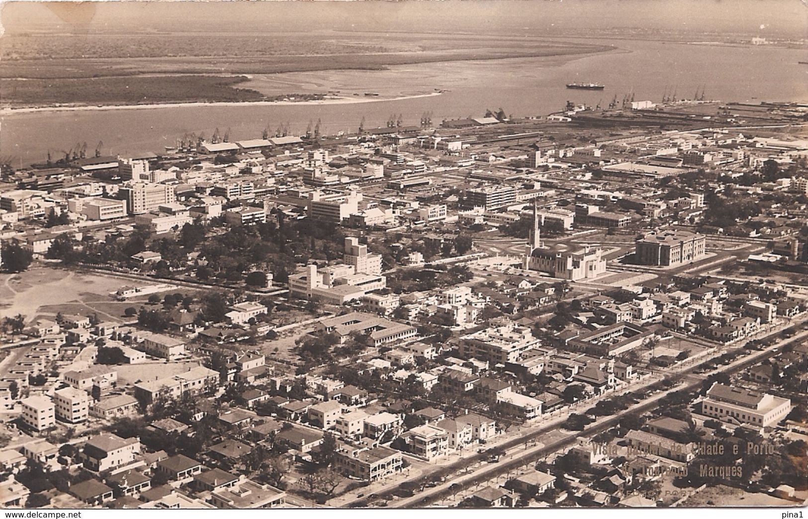 VISTA PARCIAL DA CIDADE E PORTO DE LOURENÇO MARQUES - Mozambique