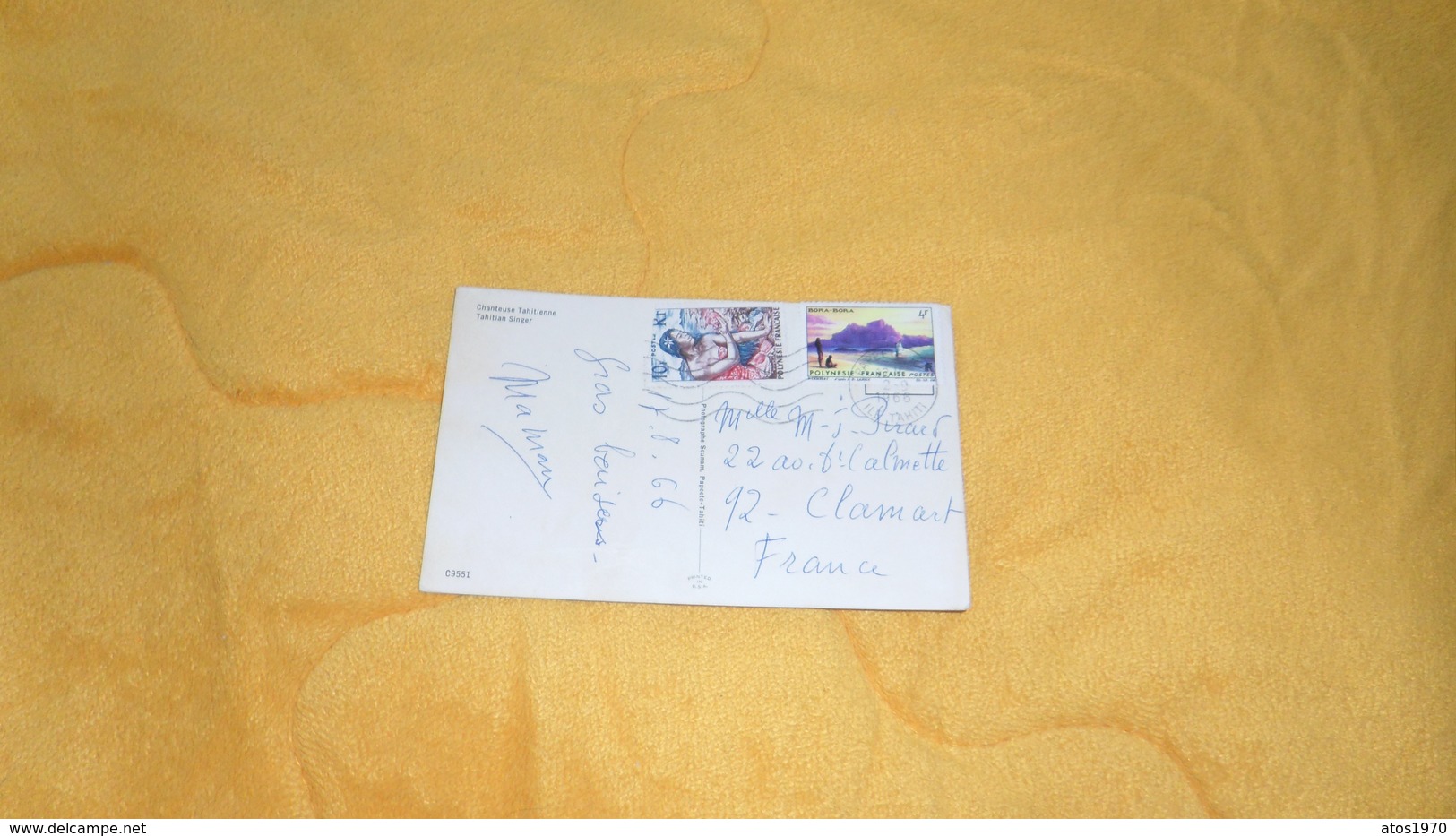 CARTE POSTALE CIRCULEE DE 1966. / CHANTEUSE TAHITIENNE./ PAPEETE A CLAMART / CACHET + TIMBRES - Tahití