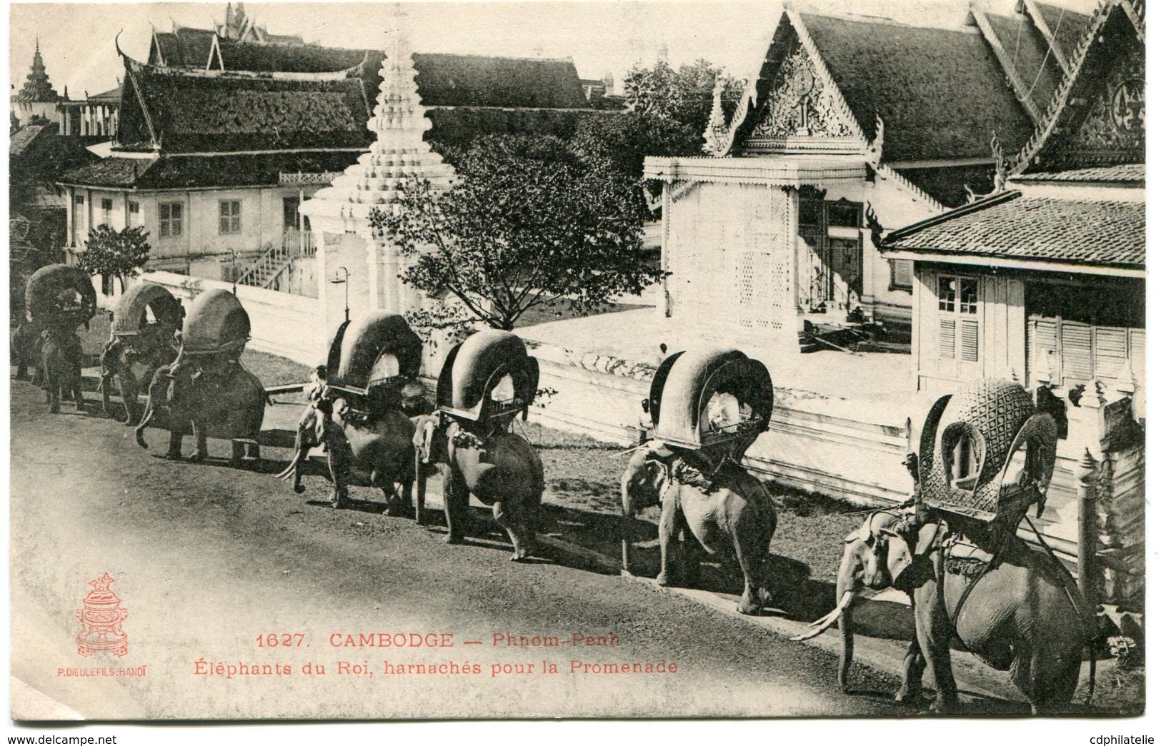 CAMBODGE CARTE POSTALE NON UTILISEE  THEME ELEPHANT - Elephants