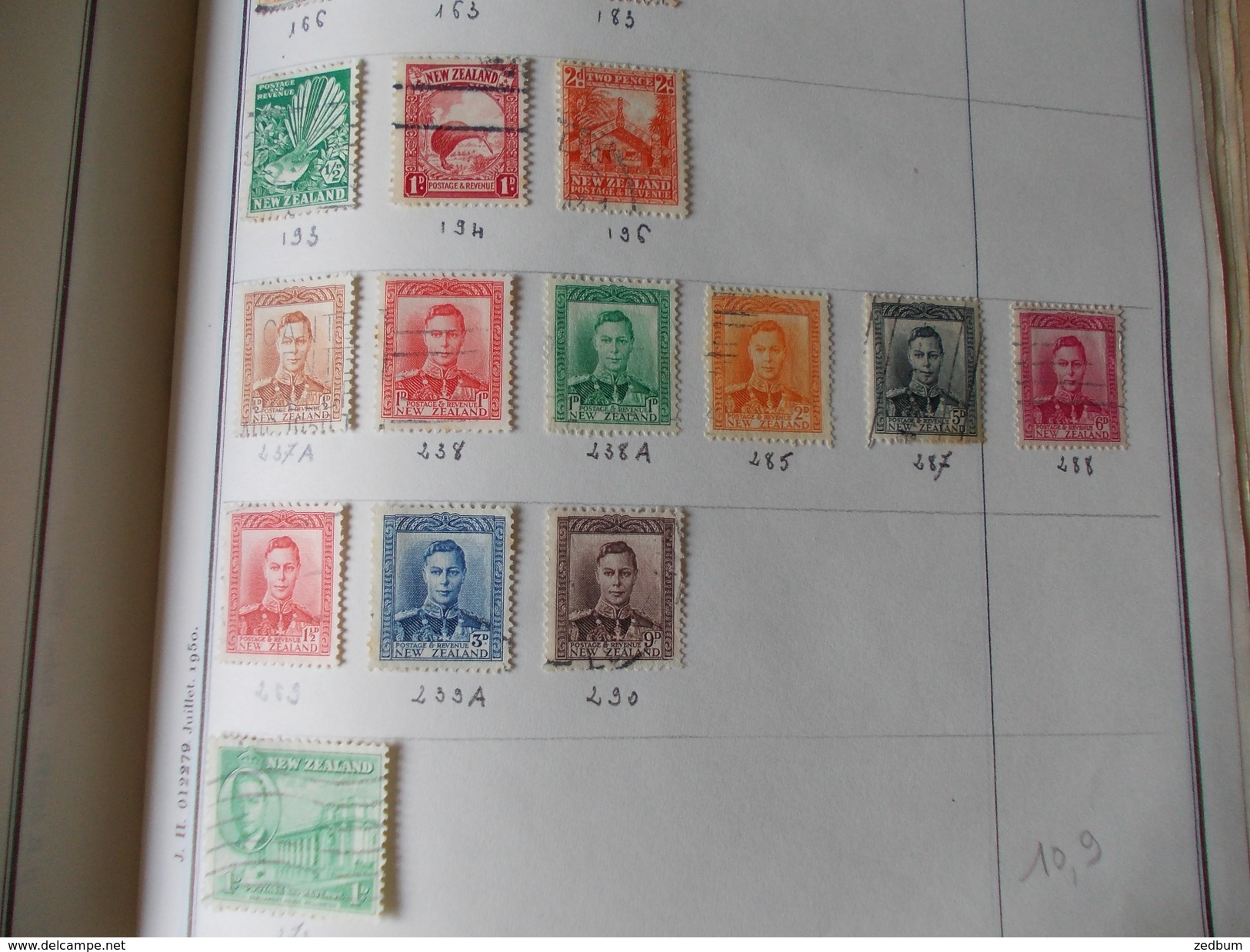 TIMBRE 1 Page Nouvelle Zélande 23 Timbres Valeur 10.90 Euros - Other & Unclassified