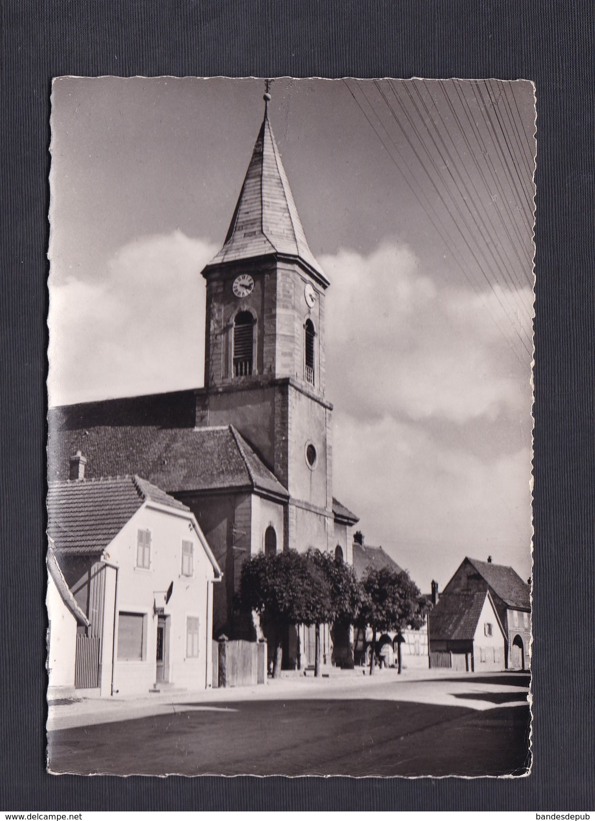 Prix Fixe CPSM Fessenheim (68) Eglise Et Rue Principale ( Ed. L.L. Mulhouse) - Fessenheim