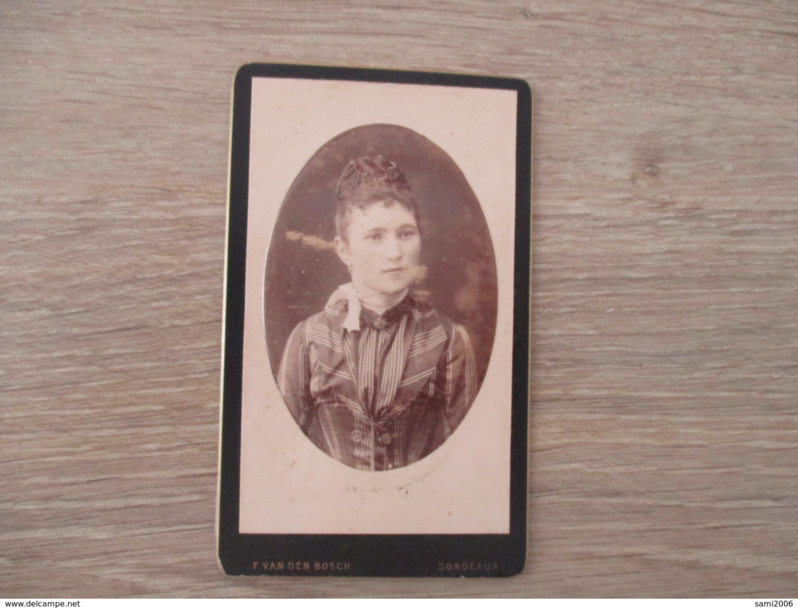 CDV FEMME PHOTOGRAPHE VAN DEN BOSCH 33 BORDEAUX - Cartes De Visite