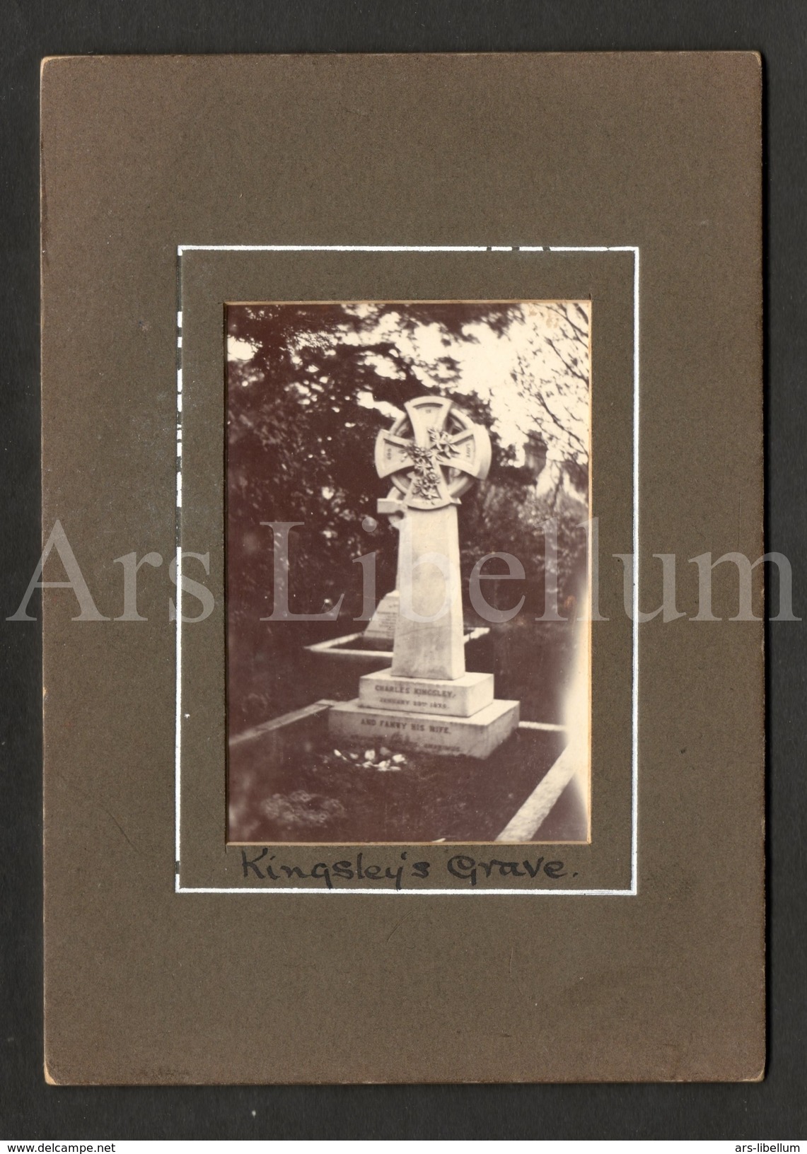 Cabinet Card / Photo De Cabinet / Kabinet Foto / Grave Of / Charles Kingsley / 1876 / Eversley / Hampshire / England - Anciennes (Av. 1900)