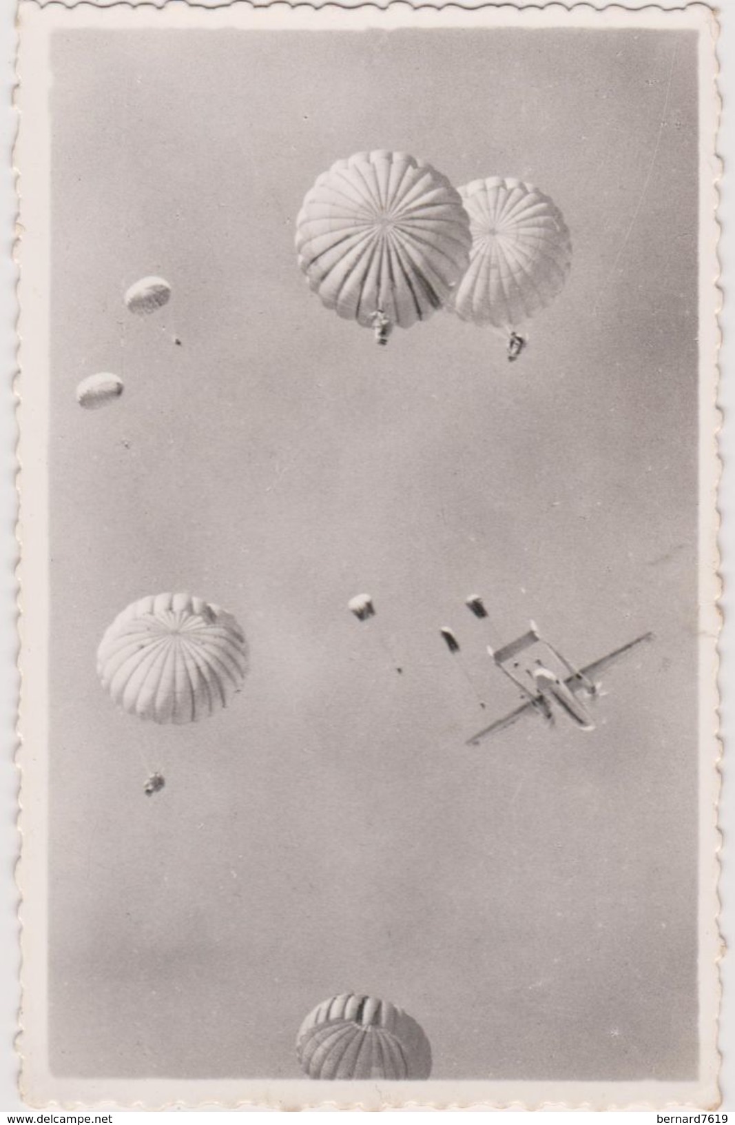 Aviation Parachutisme  Dans Les Landes Peut Etre 40 - Paracadutismo