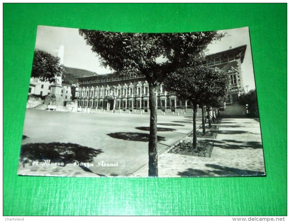 Cartolina Massa - Piazza Aranci 1952 - Massa