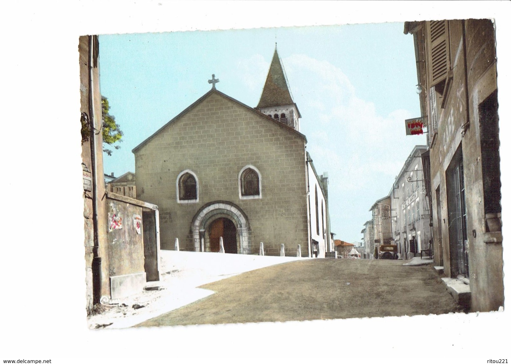 Cpm - 69 - Vaux-en-Beaujolais - CLOCHEMERLE - LE Décor - Cim N°5 - église - Vaux-en-Velin