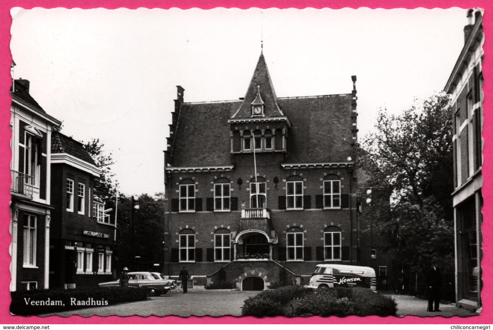 Veendam - Raadhuis - Vieilles Voitures - Camionnette Publicité Magasin HENSEN - Animée - 1967 - Veendam