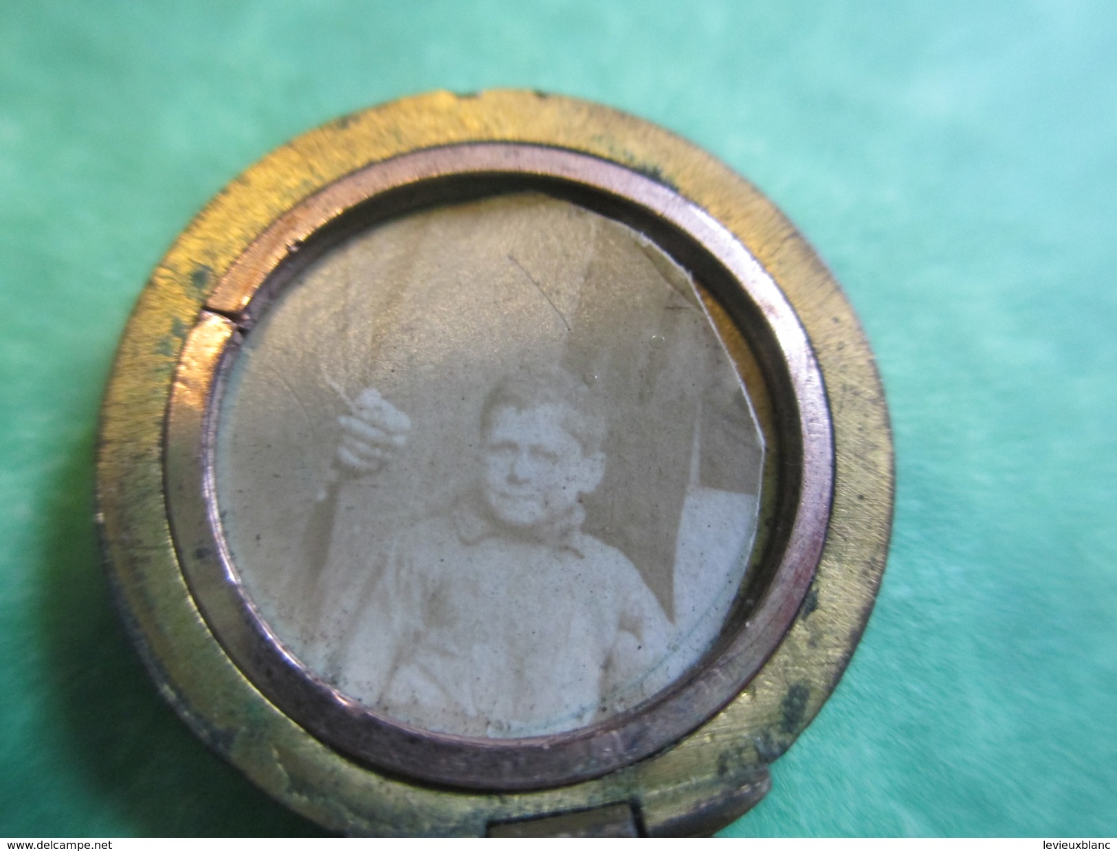 Bijou Fantaisie Ancien/Médaille/2 Photos à L'Intérieur/Pendentif Gousset Plaqué Or Pour Chaînette/ Vers 1914-18  BIJ28 - Pendentifs