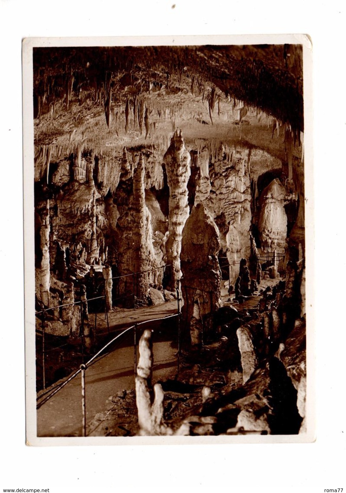 MK453 - GROTTE POSTUMIA , La Sala Delle Colonne Viaggiata Nel 1939 - Slovenia