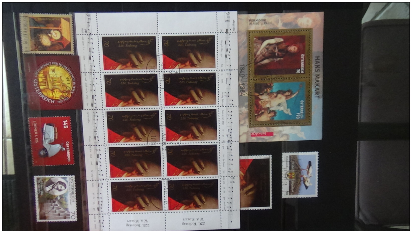 C Collection de Blocs, carnets et timbres  oblitérés de FINLAND et d'AUTRICHE années 2010. A saisir !!!