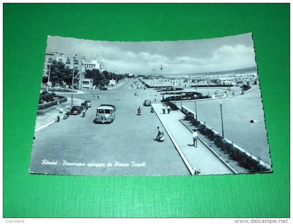 Cartolina Rimini - Panorama Spiaggia Da Piazza Tripoli 1961 - Rimini