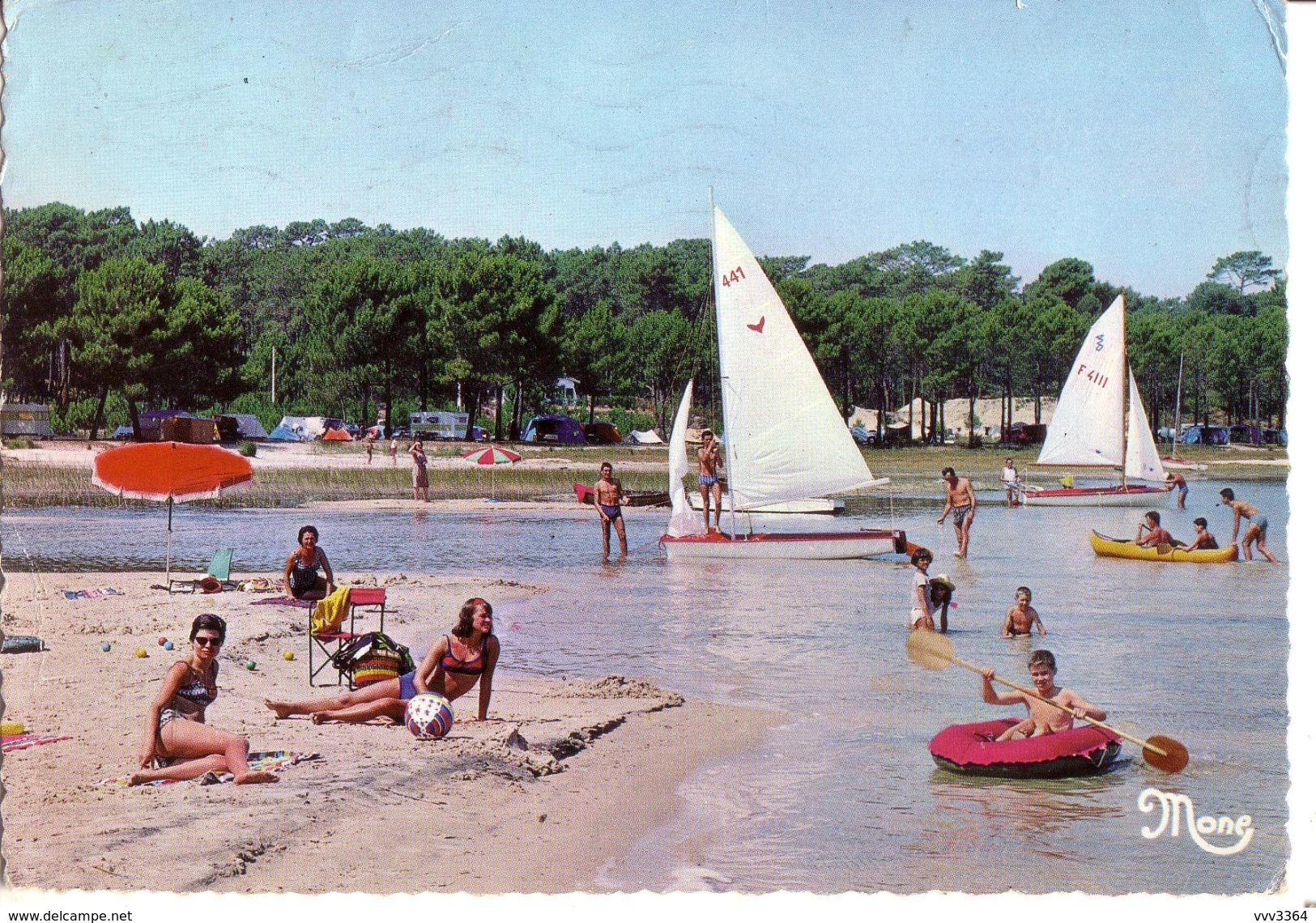 BISCAROSSE: Plage Au Bord Du Lac - Biscarrosse