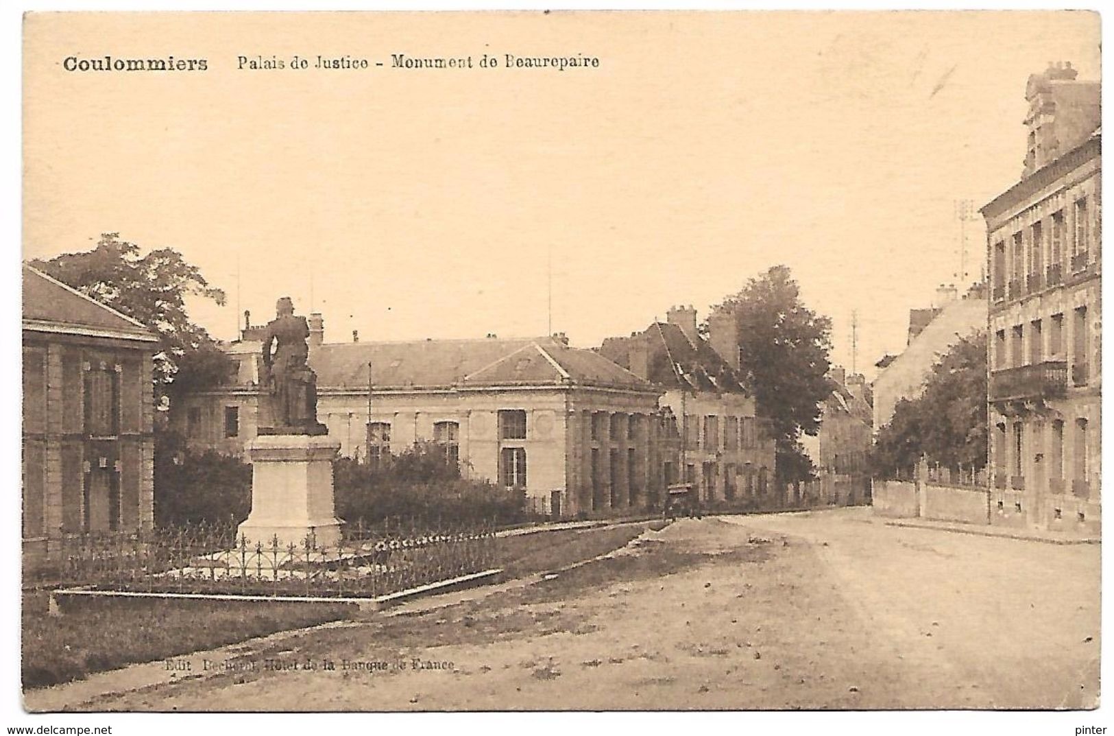 COULOMMIERS - Palais De Justice - Monument De Beaurepaire - Coulommiers