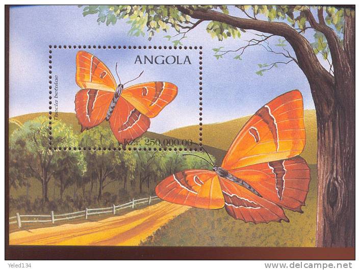 ANGOLA  1021  MINT NEVER HINGED SOUVENIR SHEET OF BUTTERFLIES    ( - Vlinders