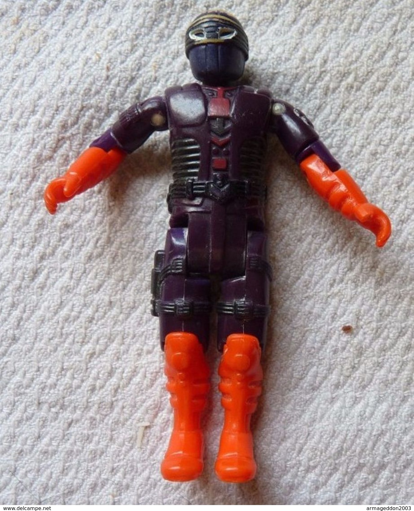 ANCIENNE Figurine GIJoe Vintage BON ETAT  PAS DE MARQUE  MANQUE DE PEINTURE  1 POUCE CASSE - GIJoe