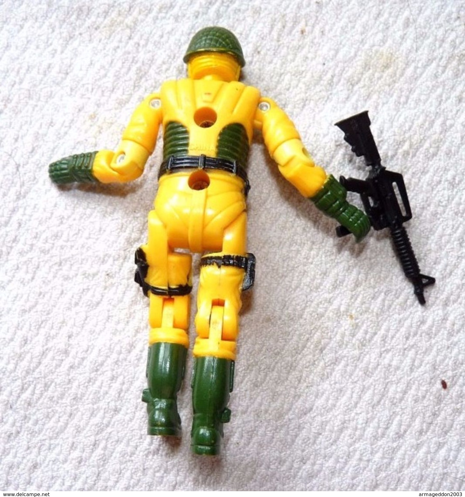 ANCIENNE Figurine GIJoe Vintage JAUNE BON ETAT Avec Arme  PAS DE MARQUE  MANQUE DE PEINTURE  POUCE 0K ARME NON D'ORIGINE - GIJoe