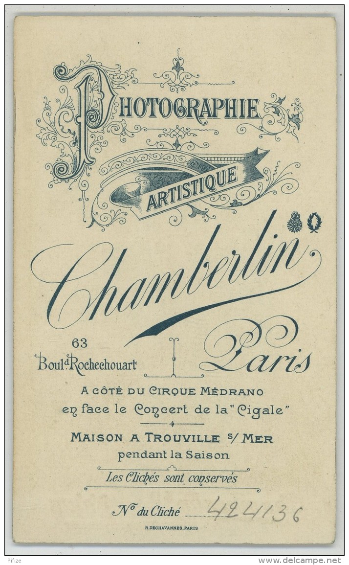 CDV 1900-10 Chamberlin à Paris. Bébé Avec Poupée En Celluloïd. - Alte (vor 1900)