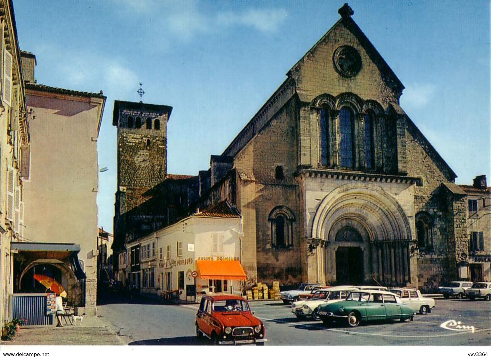 SAINT-SEVER: L'Abbatiale (voitures Anciennes, DS, 4L...) - Saint Sever