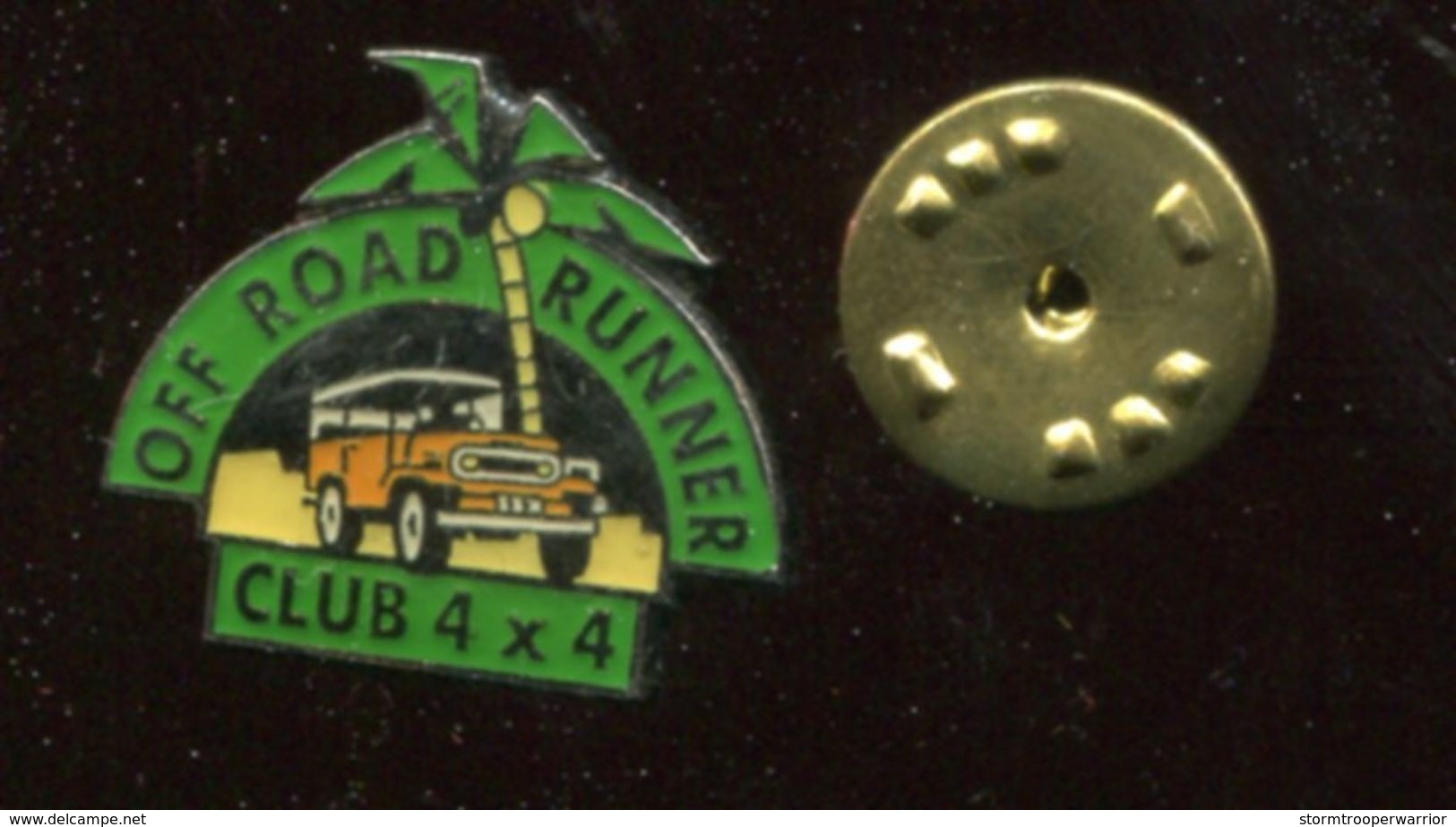 Pin's - Off Road Runner CLUB 4X4 Quatre Autre - Voiture - Rallye