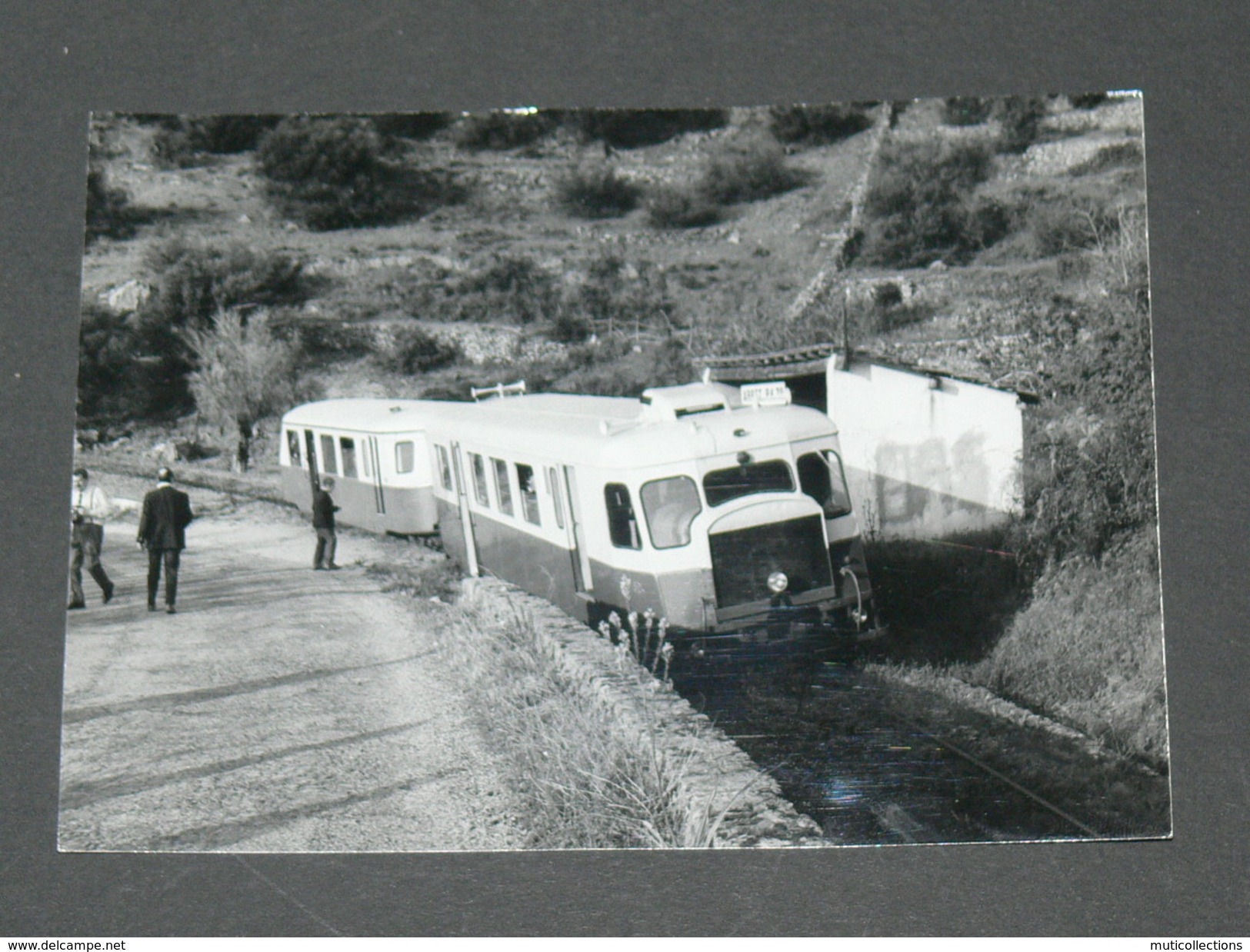 MOROSAGLIA / ARDT CORTE  1950 /  AUTORAIL LIGNE BASTIA  AJACCIO  CALVI  /15X11 CM/ SERIE 64  VUE 1 / CLICHE  J  BAZIN - Trains