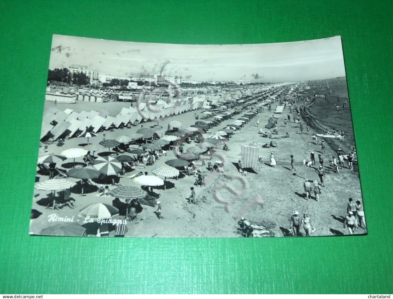 Cartolina Rimini - La Spiaggia 1965 - Rimini