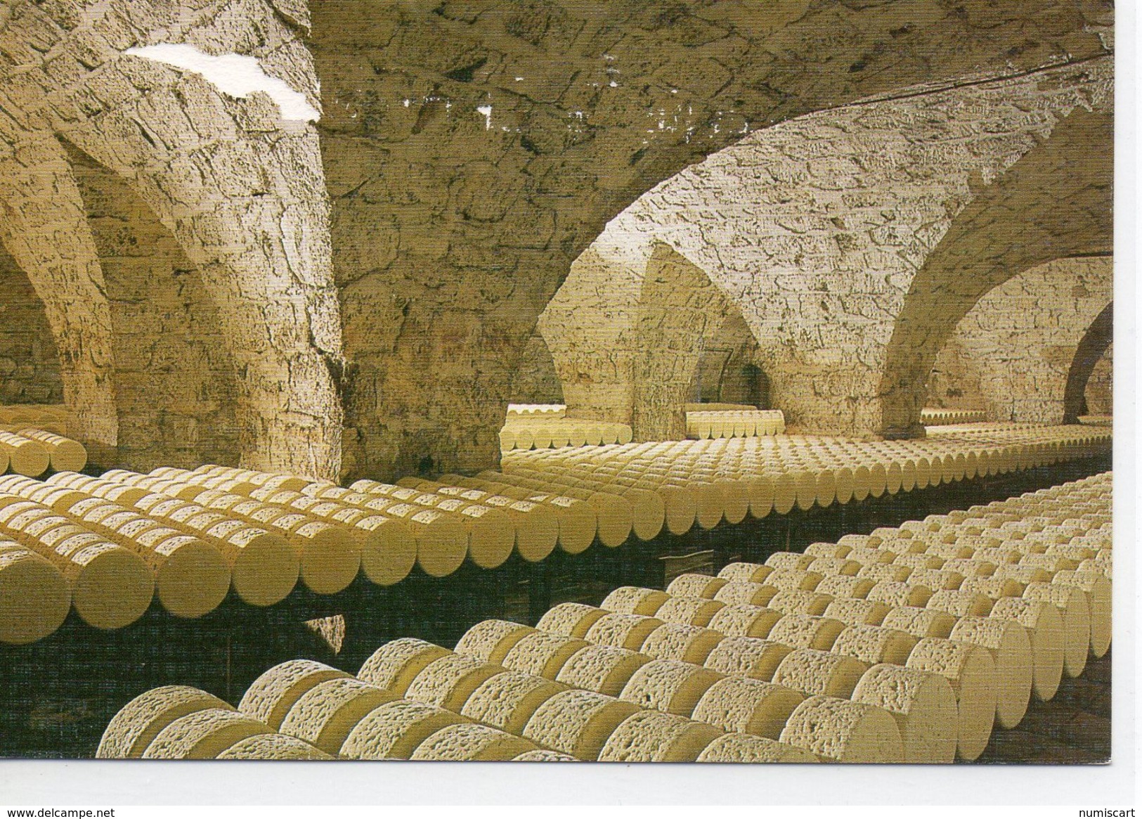 Roquefort Cave D'affinage De Roquefort Fromage Cave - Roquefort