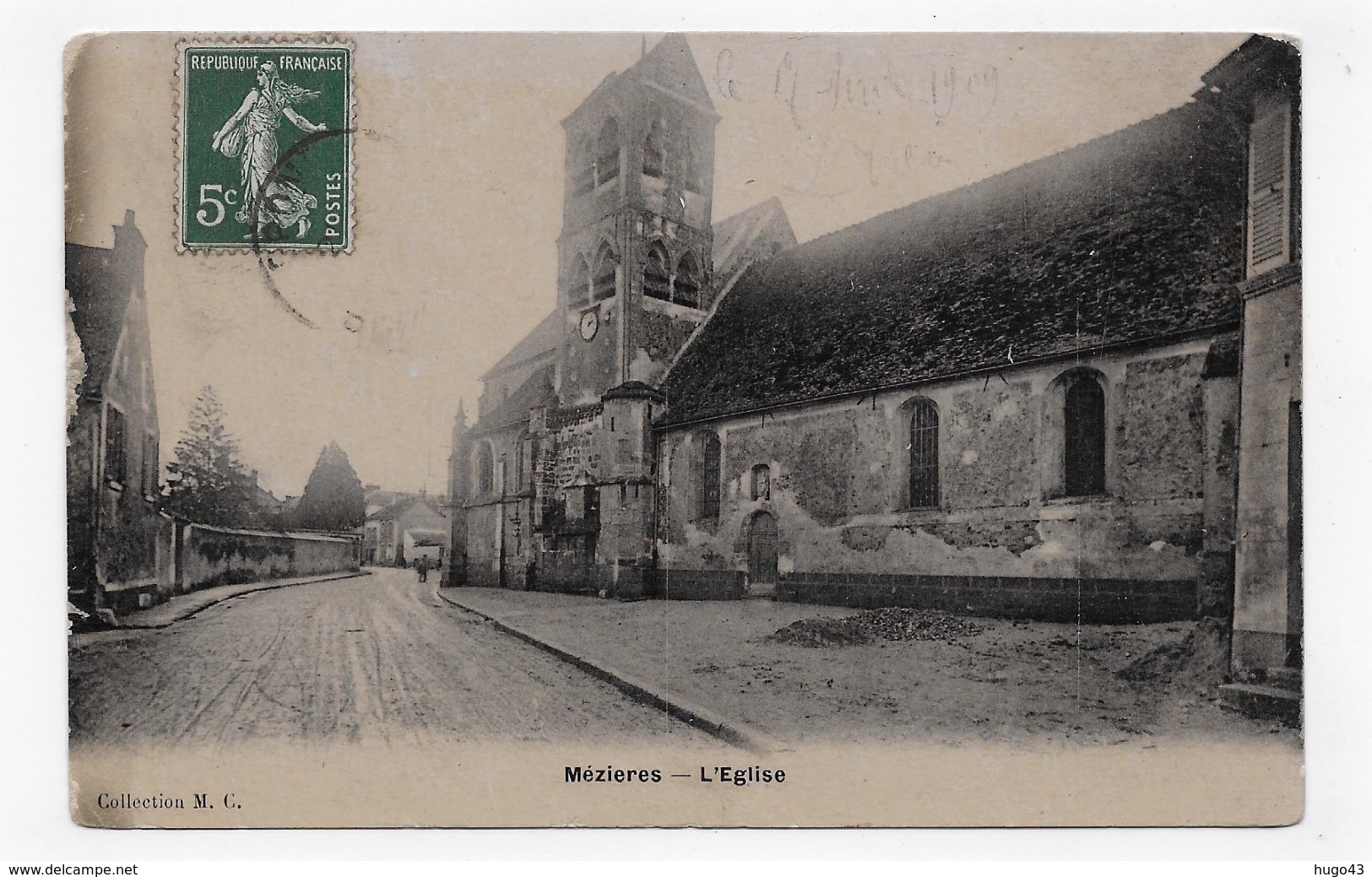 MEZIERES - L' EGLISE - BORD DE CARTE A GAUCHE LEGEREMENT USEE - CPA VOYAGEE - Autres & Non Classés