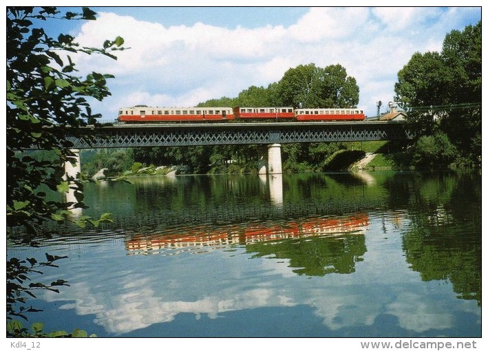 ART 240 - Autorail X 2800 Sur Le Pont Du Lot - CAPDENAC GARE - Aveyron - 12 - SNCF - Autres & Non Classés