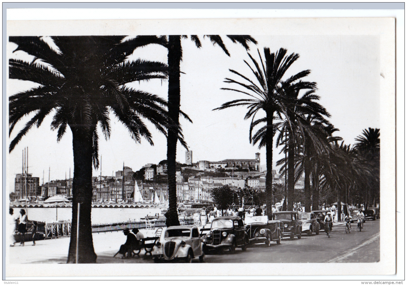 Cannes (Alpes-Maritimes)   La Croisette  + La Jetée     LES 2 CARTES        (CPSM, Bords Droits, Format 9 X 14) - Cannes