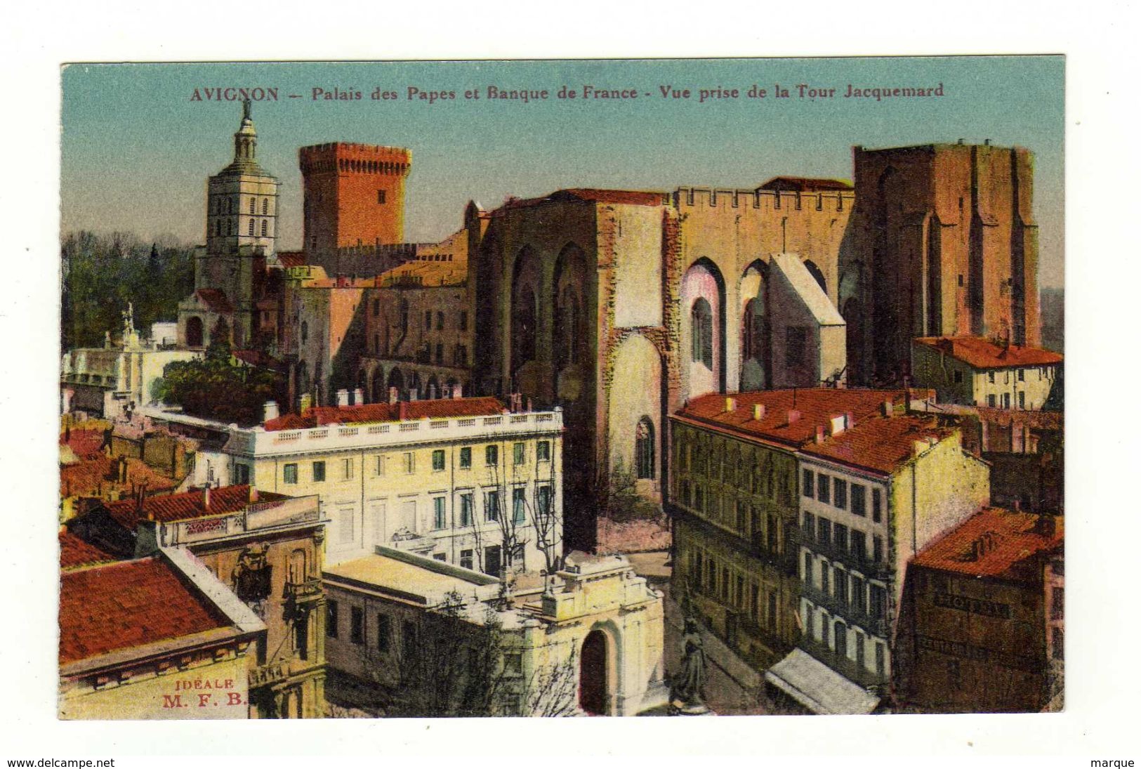 Cpa AVIGNON Palais Des Papes Et Banque De France Vue Prise De La Tour Jacquemard - Avignon