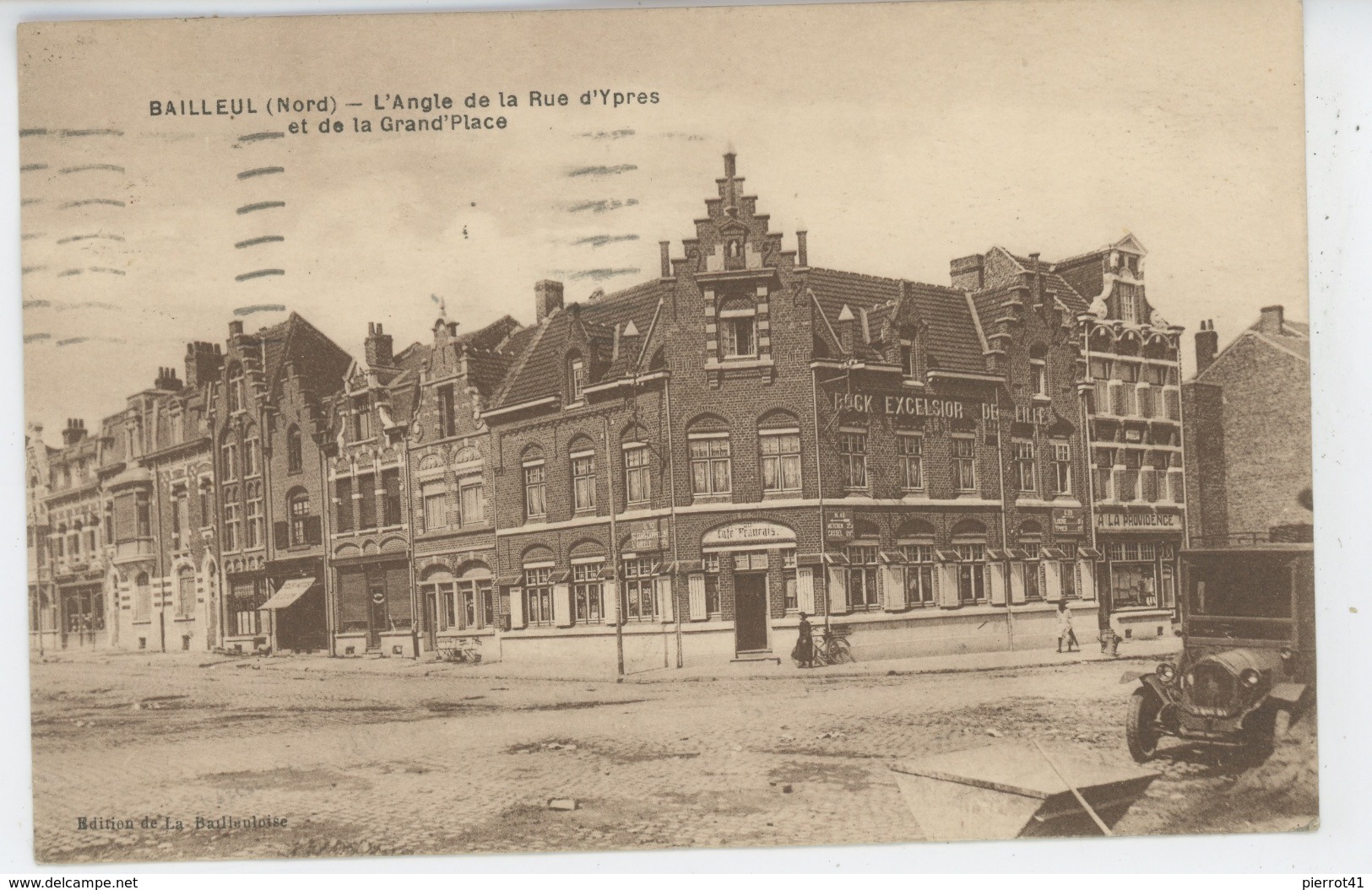 BAILLEUL - L'Angle De La Rue D' Ypres Et De La Grand'Place - Other & Unclassified