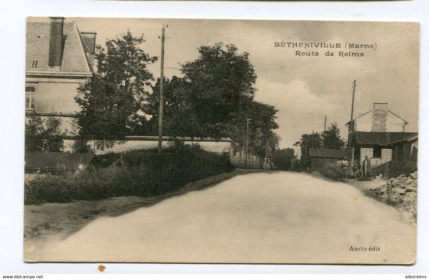 CPA  51 : BETHENIVILLE   Route De Reims   A  VOIR  !!!!!!! - Bétheniville